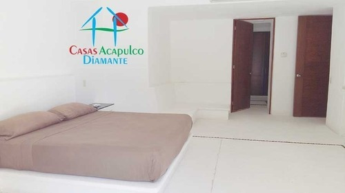 Imagen 13 de 14 de Cad Quinta Del Mar C 101. Terraza Con Asoleadero Y Jacuzzi