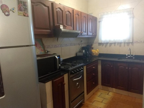 Imagen 9 de 23 de Ph Frente - 3 Ambientes - Fondo - Cocheras - Servicios - Cas