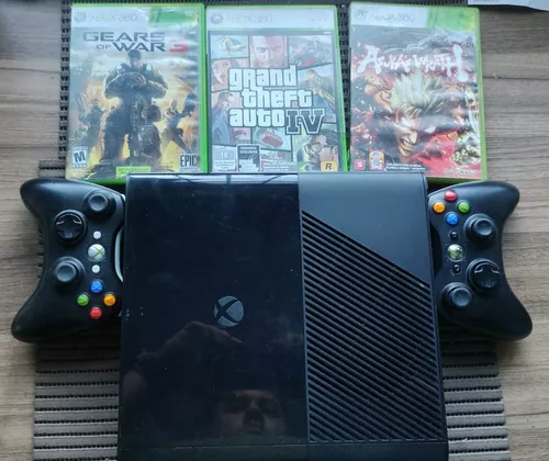 Microsoft Xbox 360 Super Slim 250gb + 3 Jogos 2 Controles Standard