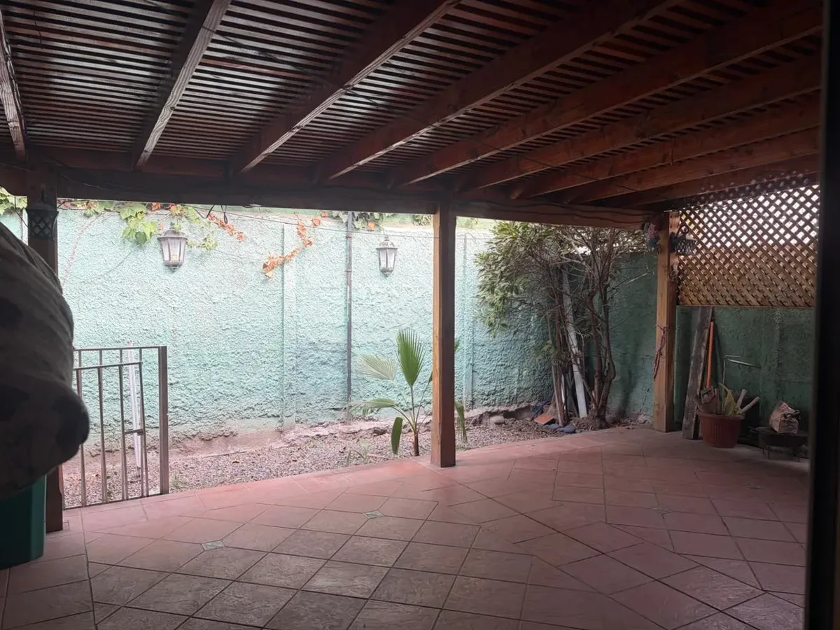 Imagen 4 de 29 de Se Vende Casa En Lomas De Mirasur