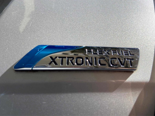 Imagem 6 de 10 de Sentra Flex Aut.