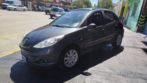 Peugeot 207 1.6 Xt