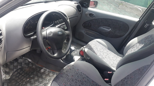Ford Fiesta 2001 1.0 Gl Class 5p