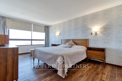 Espectacular Penthouse Con Inmejorable Vista En Ja...