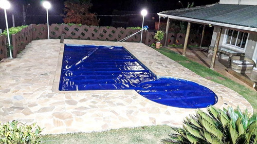 Capa Térmica Para Piscina 5x5 300 Micras + Proteção Uv Cor Black and blue