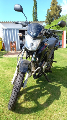 Yamaha Ybr Z 125 Color Negro.