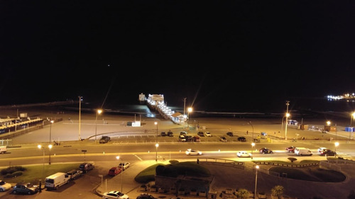 Imagen 23 de 23 de Deparmento Dos Ambientes Primera Linea Al Mar
