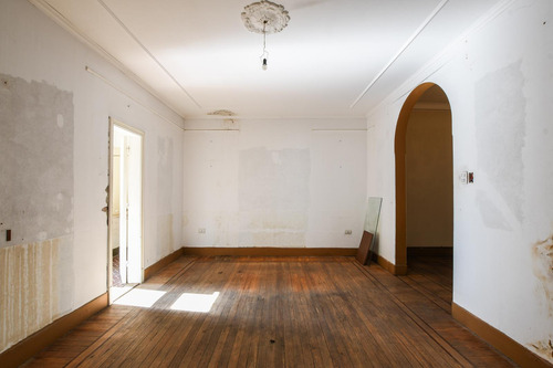 Casa Estilo Inglés, 5 Dormitorios, Patio Y Cochera- San Lorenzo 1900- Centro- Rosario | Venta