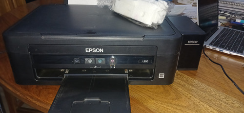 Impresora Epson L220 Para Arreglar O Como Repuesto. Negro