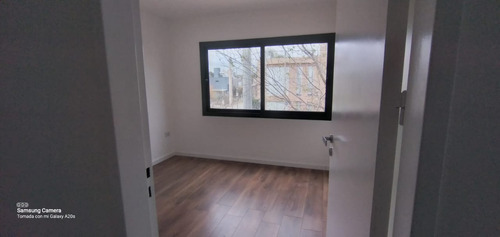 Casa En Venta De 3 Dormitorios En Barrio Villa Catalina