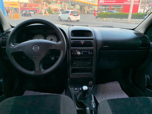 Imagem 5 de 8 de Chevrolet Astra 2006 2.0 Elegance Flex Power 5p
