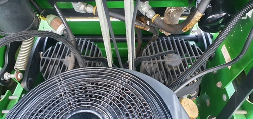 Corta Pasto Profesional John Deere Giro Cero