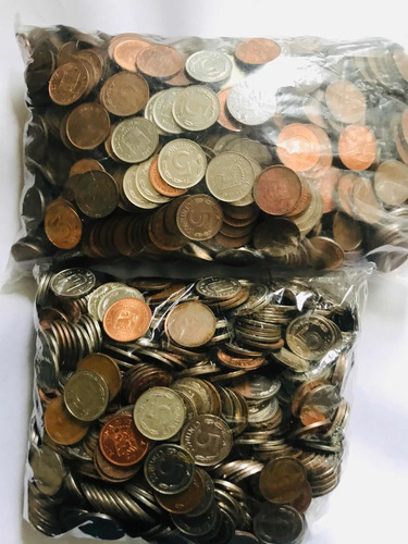 Imagen 2 de 2 de Lote De Monedas Venezolanas Puyas 5 Céntimos Años 1976 1977