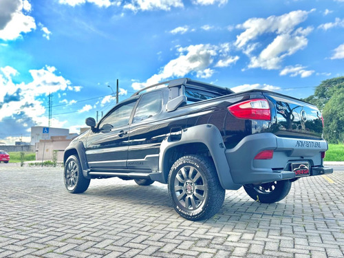 Fiat Strada 1.8 16v Adventure Cab. Dupla Flex 3p
