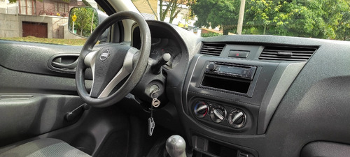Nissan Np 300 Estacas Modelo 2017