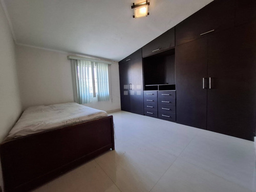 Hermosa Villa En Puerto Morro - Precio De Oportunidad
