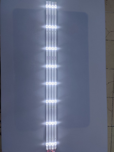 Tiras Led Hkpro Hkp50uhd1 Crh-bxbt50y13030080409f (Usado)