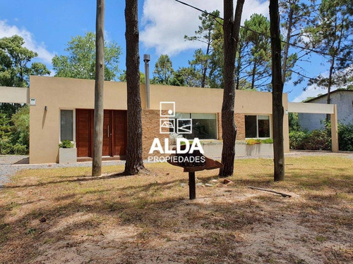 Casa Punta Colorada Piriápolis 3 Dorms Alquiler Temporada Ca201353