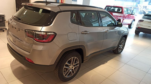 Jeep Compass Deporte 2.4 At6 - Jeep0%