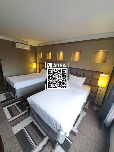 Imagem 2 de 10 de Apartamento Com 1 Dormitório À Venda Com 67.12m² Por R$ 219.000,00 No Bairro Batel - Curitiba / Pr - Ap1702