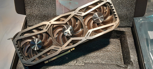 Placa De Vídeo Nvidia Gainward Rtx 3070 8gb Gddr6 Triple Fan (Usado)