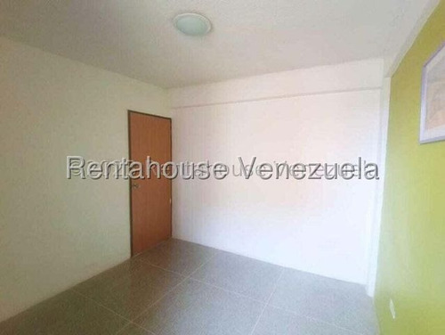 Hermoso Y Amplio Apartamento En Venta En Cabudare Conjunto Privado, Urb Los Naranjillos Gabriela C