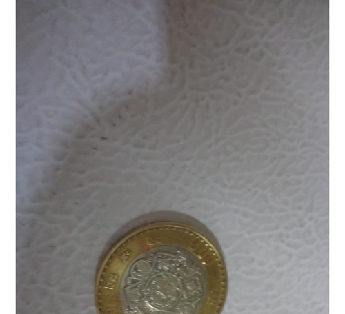 Moneda 10 Pesos Año 2001, Buen Estado De Conservación.