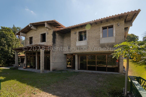 Hermosa Y Cómoda Casa En Venta En La Lagunita Country Club Yf