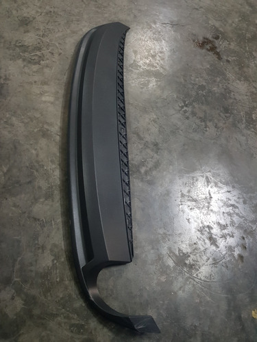 Moldura De Facia Trasera Volkswagen Passat 2014 2016