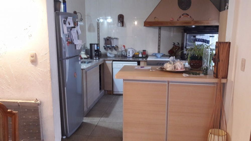 Imagen 4 de 14 de Chalet En Barrio Zacagnini