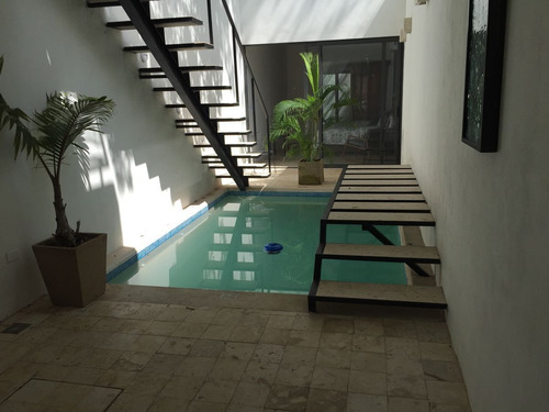 Imagen 21 de 30 de Casa Restaurada Con Alberca En Venta Amueblada Centro De Mer