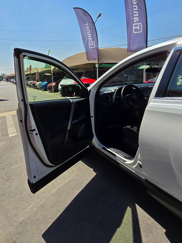 Toyota RAV4 Super Lujo 4x2 732ph2