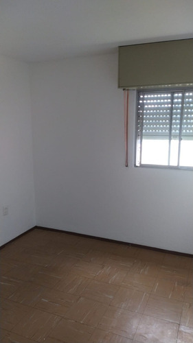 Imagen 5 de 9 de Rias Altas, Buen Apartamento En Complejo América De 2 Dormitorios, Buena Ubicación!!
