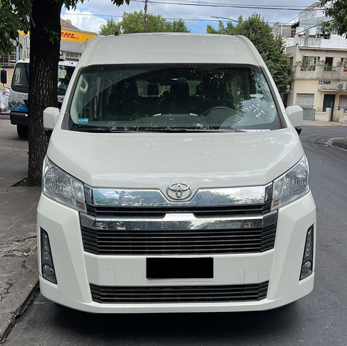 Imagen 14 de 16 de Toyota Hiace 2.8 Tdi Commuter 6at 14a / 2023