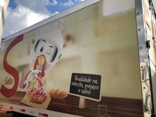 Imagem 5 de 10 de Bau Refrigerado 5,0 Metros Aparelho V500