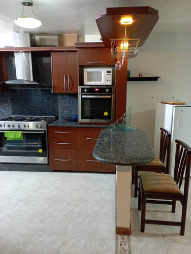 Town House En La Urb Villas Morichal / Tipuro Ve02-1737st-ecam