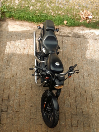 Harley Davidson 883 Iron