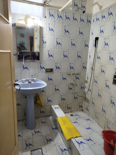 Casa En Venta En Quilmes Oeste. Apta Credito.