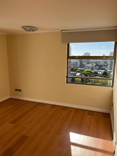 Amplio Departamento A Pasos De La U. De Concepción