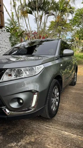 Suzuki Vitara Live 2022