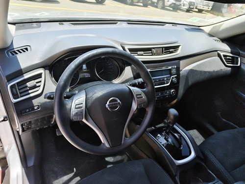 Nissan X-Trail 2.5 SENSE 4X2 CVT AT 5P