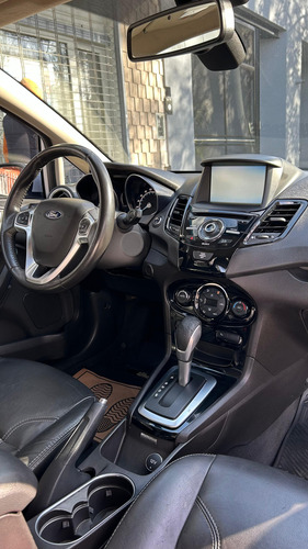 Ford Fiesta Kinetic 1.6 Titanium Powershift 120cv