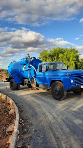 Imagem 4 de 10 de Ford F 600