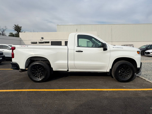 Chevrolet Silverado 2p 1500 WT Cab Reg 4x4 V8/5.3 Aut