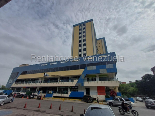 Apartamento En Venta Avenida Fuerzas Aereas. Maracay Edo. Aragua. Brm