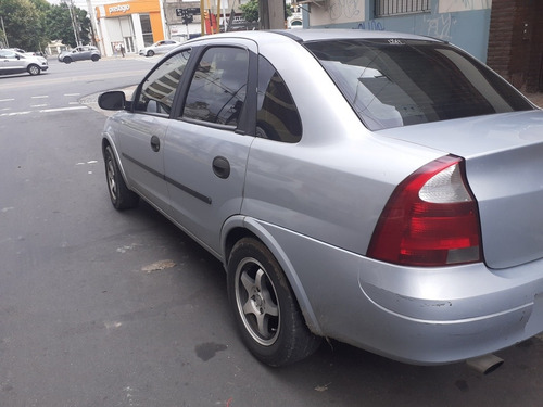 Chevrolet Corsa 1.8 Gl Aa Dh 2006