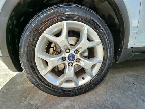 Ford Kuga 2.5 Titanium At 4x4 L (ku05)