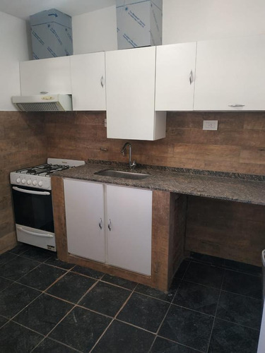 Imagen 10 de 24 de Alquiler Temporario: Casa Principal Con Piscina Y Asador - Excelente Ubicación !!!