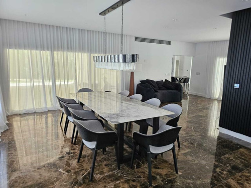 Casa En Alquiler ! Saint Thomas Este, Esteban Echeverría, G.b.a. Zona Sur