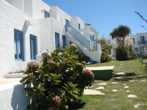 Casa 3 Dormitorios En José Ignacio, Maldonado. (ref: Zen-14211)